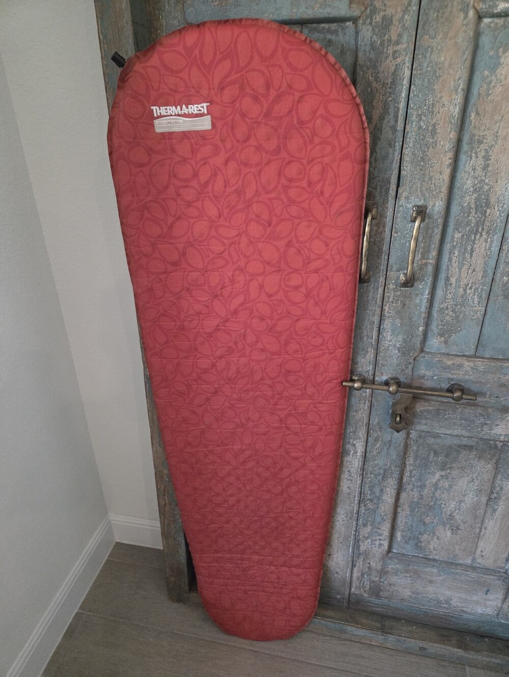 Therm-a-Rest Prolite Plus Women's self-inflating sleeping pad